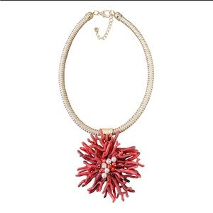 NWT ⚜️🪸⚜️ Gardenia Tropical Red Coral Branch Floral Flower Pendant Necklace